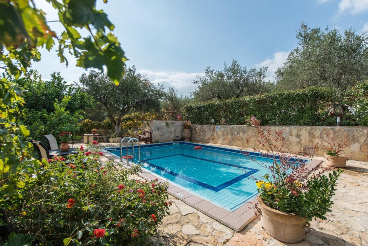 Villa Toula With Pool Nr Armeni Crete Makhairoi Екстер'єр фото